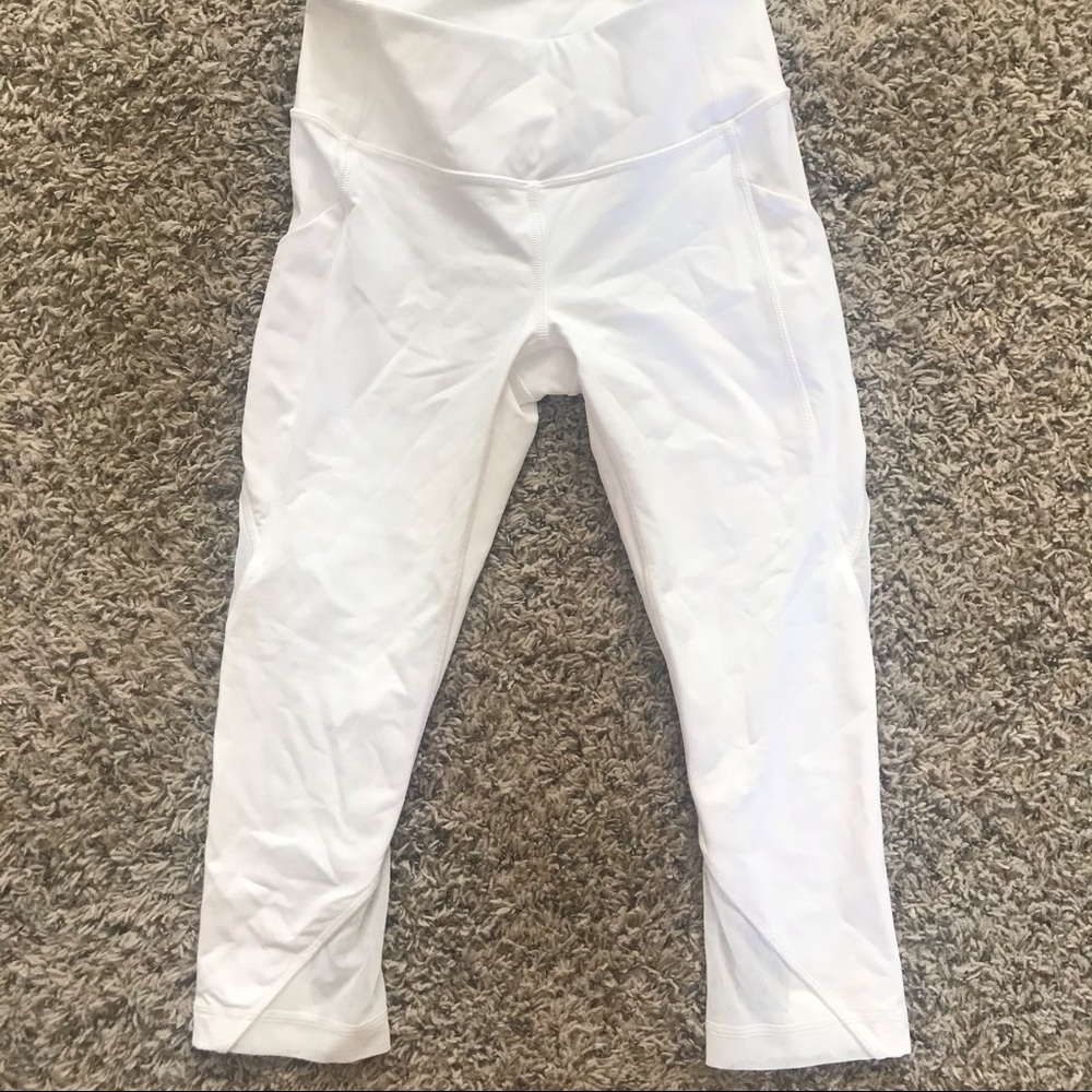 Lululemon Cropped White Leggings size 4